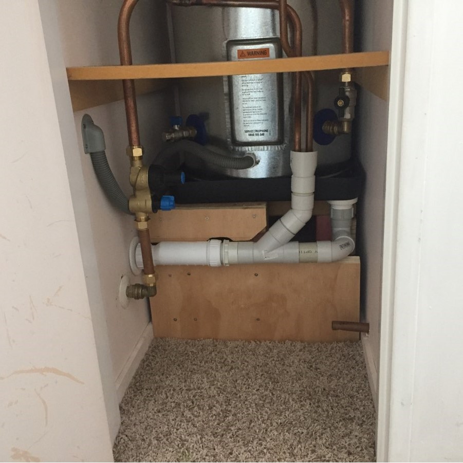 Hot water cylinder installed in Wellington