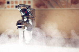 Gas vs. electric hot water systems, Tap with hot water and steam